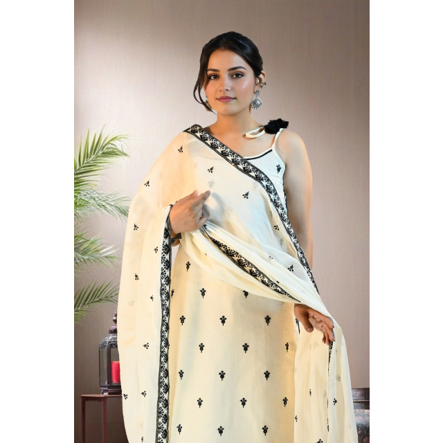 Elegant Cotton Kurta Set with Modern Thread Embroidery