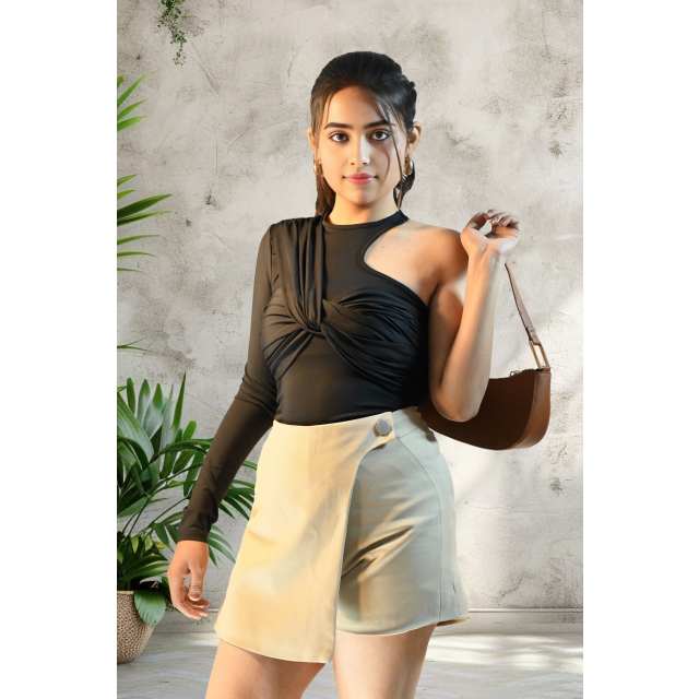 Chic Pleated One-Shoulder Bodysuit