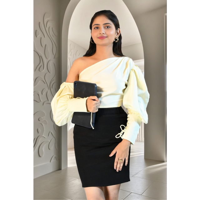 Off-White Aura - Asymmetric Statement Style